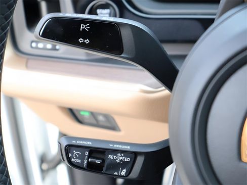 New 2026 Porsche Cayenne Coupe image 33