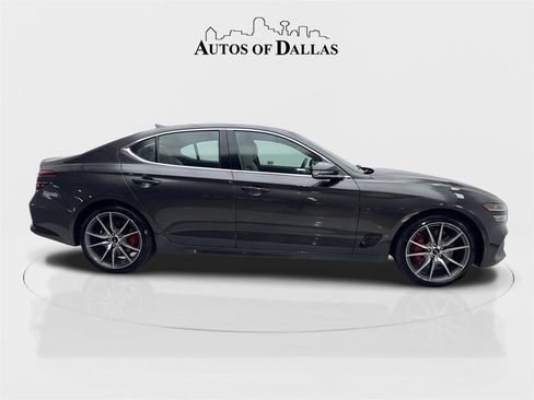 Used 2025 Genesis G70 2.5T image 10