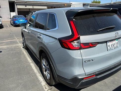 Used 2024 Honda CR-V LX image 4