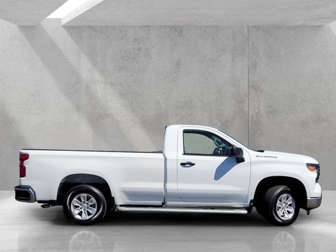 Used 2025 Chevrolet Silverado 1500 W/T image 3