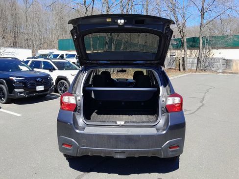 Used 2017 Subaru Crosstrek 2.0i Premium image 32