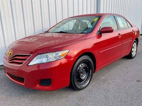Used 2011 Toyota Camry LE image 8