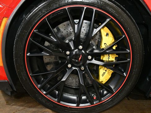 Used 2017 Chevrolet Corvette Z06 w/ Z07 Performance Package image 65