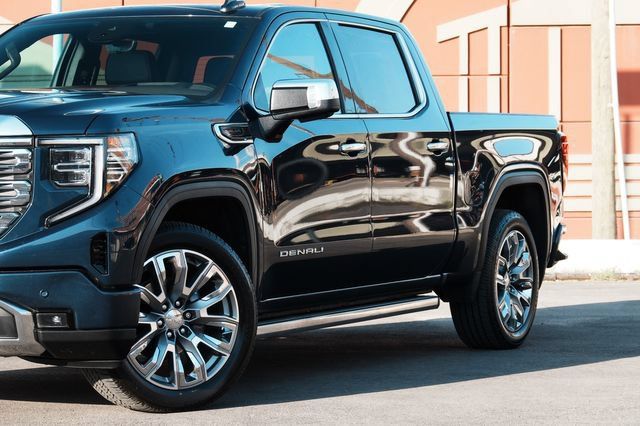 Used 2023 GMC Sierra 1500 Denali w/ Denali Reserve Package AWD/4WD image 9