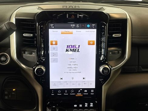 Used 2024 RAM 2500 Laramie image 15