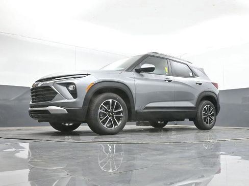 New 2026 Chevrolet TrailBlazer LT w/ Convenience Package image 10