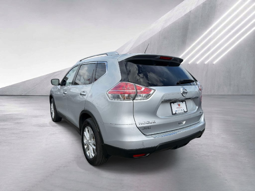 Used 2015 Nissan Rogue SV AWD/4WD image 5