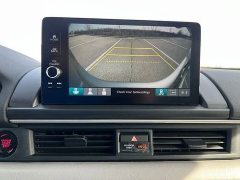 Used 2024 Honda Pilot Touring image 21