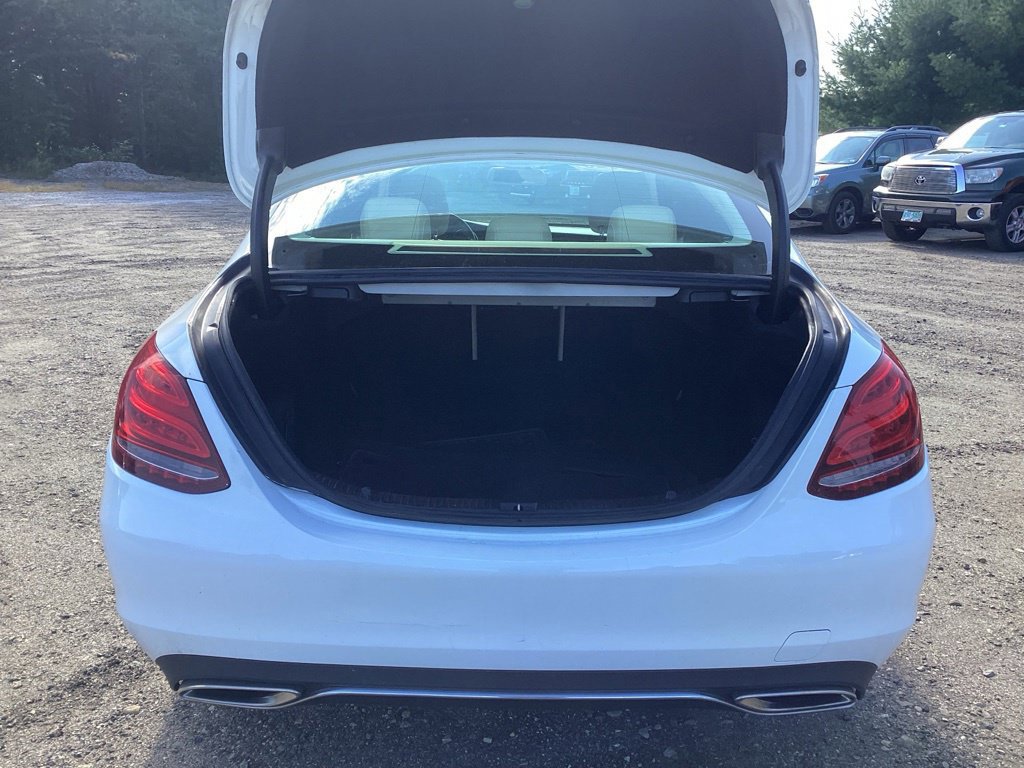 Used 2015 Mercedes-Benz C 300 4MATIC Sedan image 8