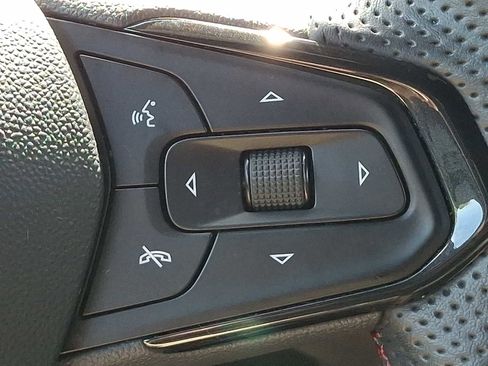 Used 2023 Chevrolet TrailBlazer RS w/ Convenience Package FWD image 22