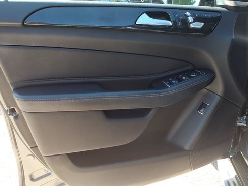 Used 2019 Mercedes-Benz GLE 43 AMG 4MATIC image 23