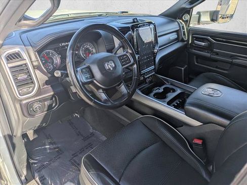 Used 2022 RAM 3500 Laramie AWD/4WD image 9