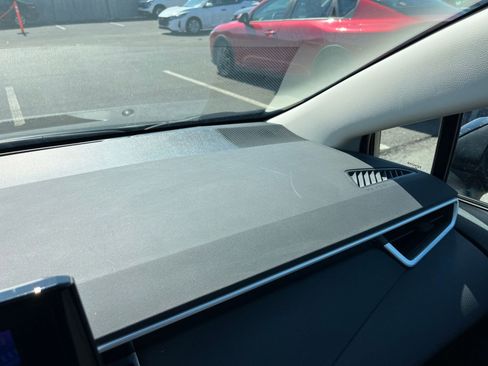 Used 2025 Toyota Corolla LE image 34