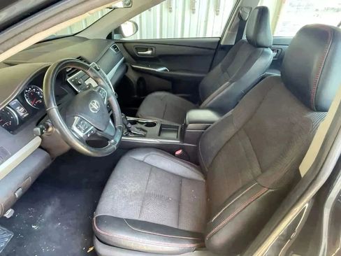 Used 2016 Toyota Camry SE image 20