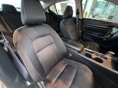 Used 2024 Nissan Altima 2.5 S image 14