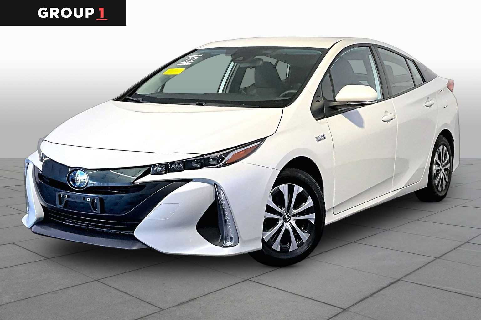 Used 2022 Toyota Prius Prime LE FWD image 1