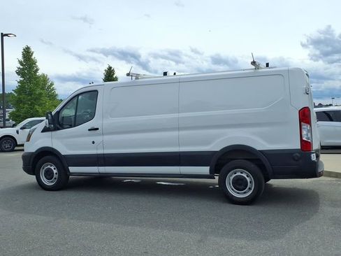 Used 2024 Ford Transit 150 Low Roof RWD image 7