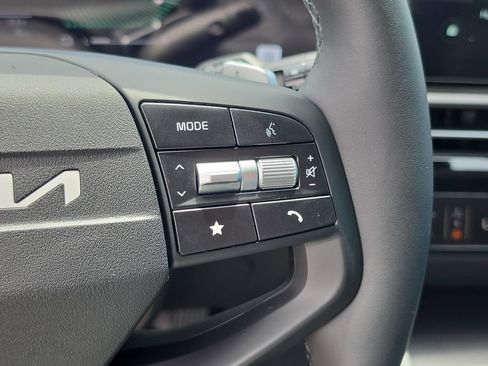 New 2027 Kia Sportage LX FWD image 30