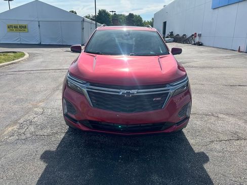 Used 2023 Chevrolet Equinox RS w/ RS Leather Package AWD/4WD image 2