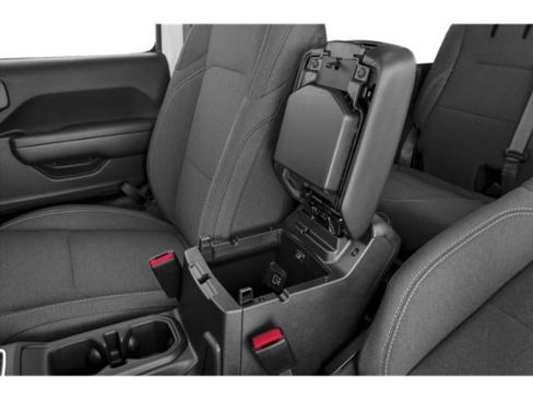 Used 2024 Jeep Wrangler High Altitude image 14