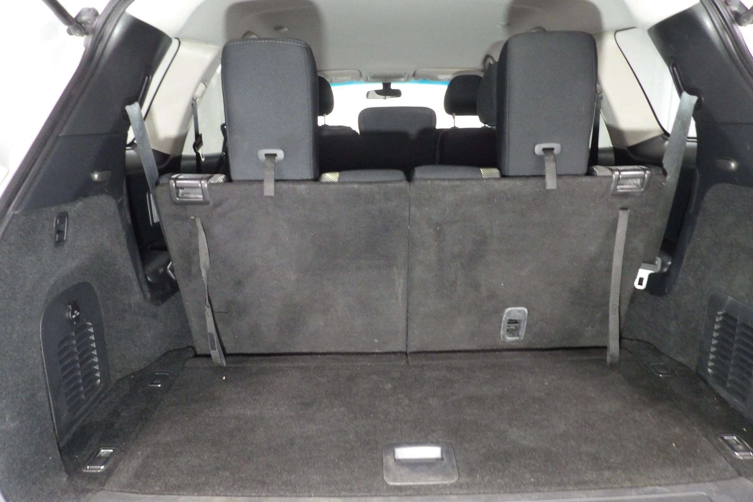Used 2020 Nissan Pathfinder S FWD image 8