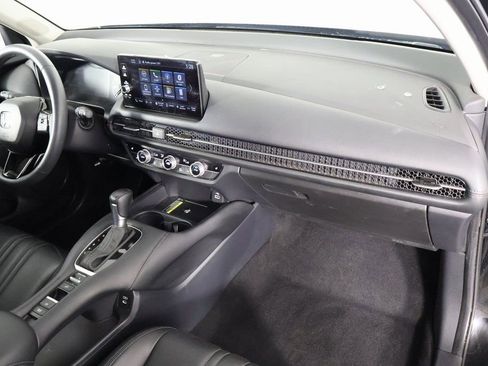 Used 2025 Honda HR-V EX-L image 9