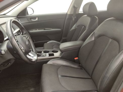 Used 2019 Kia Optima S image 17