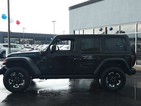 Certified 2024 Jeep Wrangler Unlimited Rubicon 4xe AWD/4WD image 9