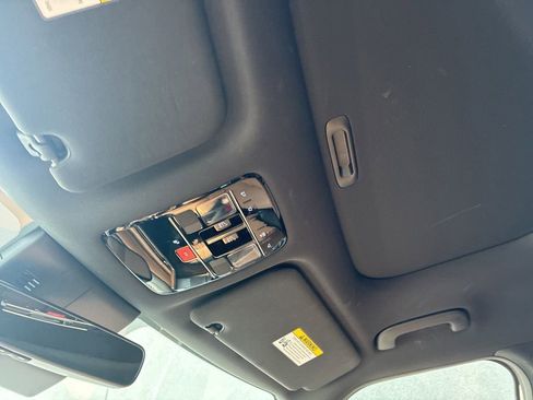 Used 2025 Hyundai Santa Fe Limited FWD image 21
