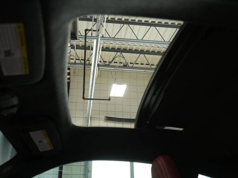 Certified 2025 Porsche 911 Carrera image 39