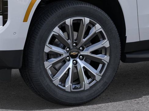 New 2026 Chevrolet Tahoe High Country w/ Sun And Tow Package RWD image 9