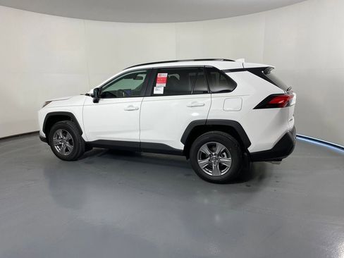 New 2025 Toyota RAV4 XLE w/ Convenience Package image 6
