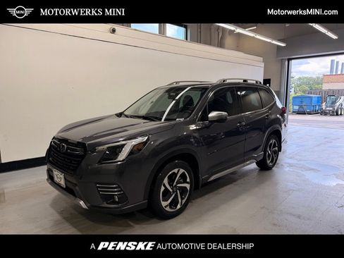 Used 2023 Subaru Forester Touring AWD/4WD image 1