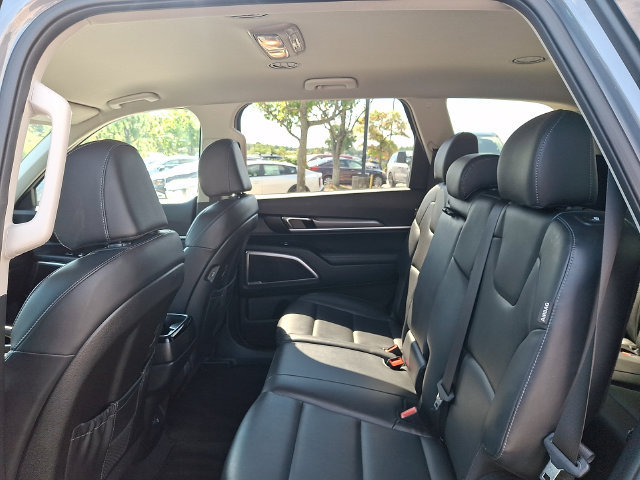 Used 2024 Kia Telluride LX FWD image 10