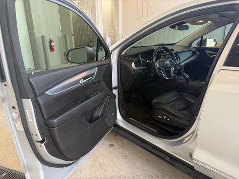 Used 2019 Cadillac XT5 Premium Luxury image 25