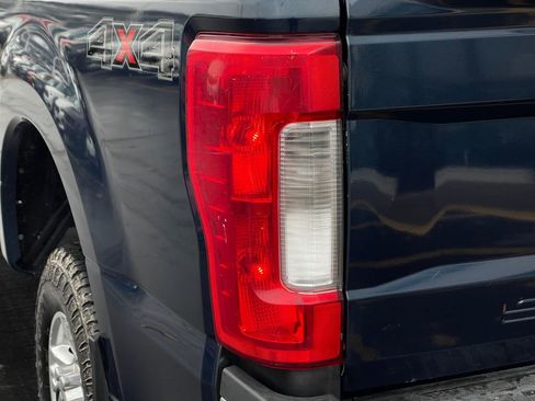 Used 2017 Ford F250 XLT w/ XLT Value Package image 28