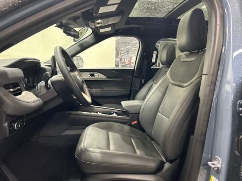 New 2027 Ford Explorer Active w/ Active Comfort Package AWD/4WD image 10