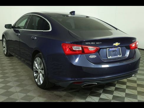 Used 2016 Chevrolet Malibu Premier w/ Driver Confidence Package II image 6