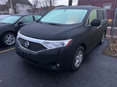 Used 2015 Nissan Quest SV image 1