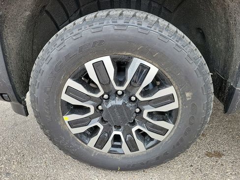 New 2026 GMC Sierra 3500 Denali Ultimate AWD/4WD image 14