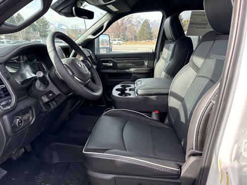 New 2026 RAM 3500 Laramie w/ Towing Technology Group image 7