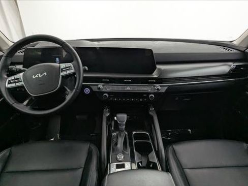 Used 2025 Kia Telluride S FWD image 24