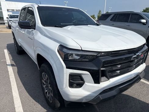 Used 2024 Chevrolet Colorado Z71 w/ Z71 Convenience Package 2 AWD/4WD image 10