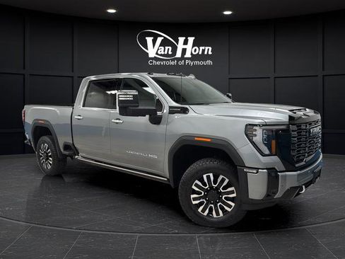 Used 2025 GMC Sierra 3500 Denali Ultimate AWD/4WD image 1