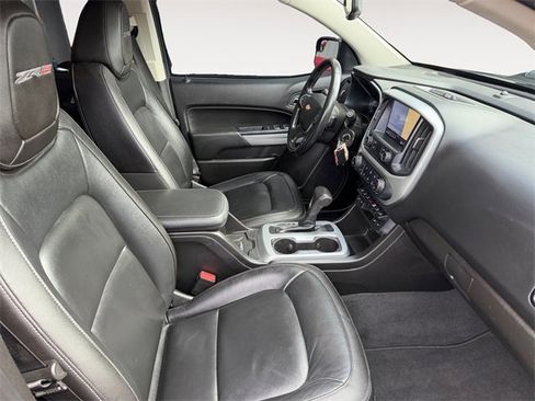 Used 2019 Chevrolet Colorado ZR2 image 15