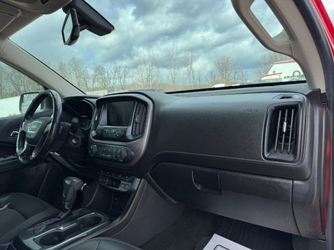 Used 2016 GMC Canyon SLE image 19