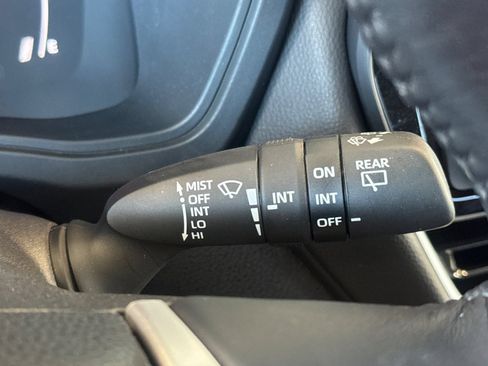 Used 2025 Toyota Grand Highlander FWD image 38