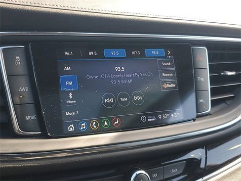 Certified 2021 Buick Enclave Avenir w/ Avenir Technology Package image 27