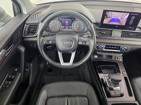 Certified 2023 Audi Q5 2.0T Premium w/ Convenience Package AWD/4WD image 38