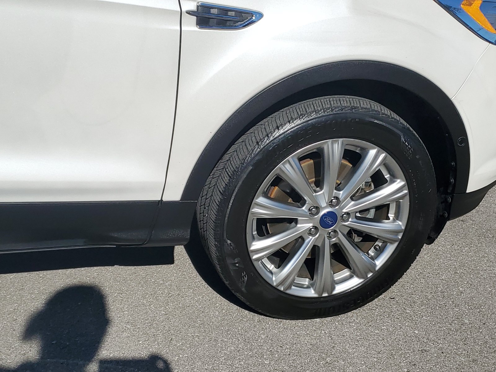 Used 2018 Ford Escape Titanium AWD/4WD image 6
